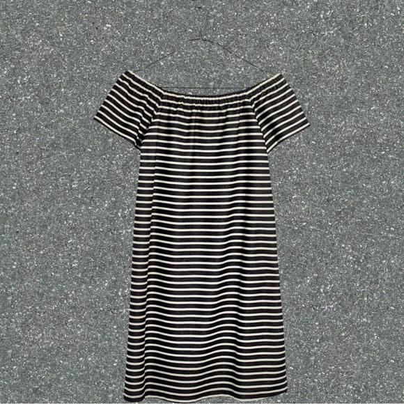 Madewell ‘Striped Melody Off-The-Shoulder Mini Dress’ in Black & White Size S - Picture 5 of 14